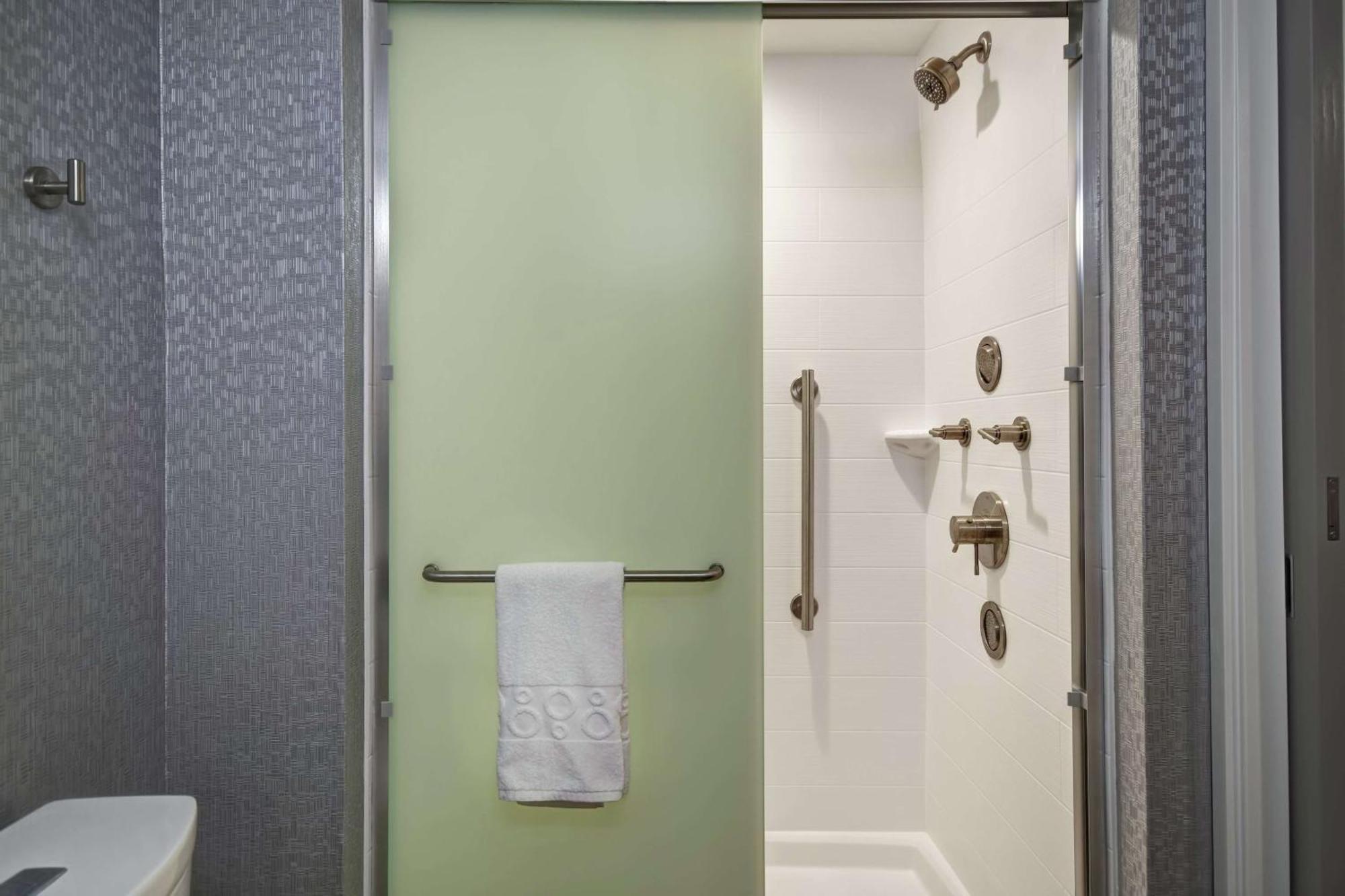 Home2 Suites By Hilton Georgetown Exterior photo